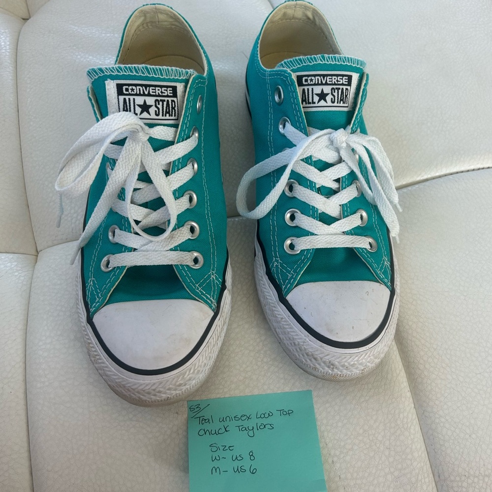 Teal unisex low top chuck taylor converses